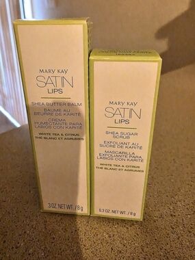Mary Kay White Tea & Citrus Satin Lips Set